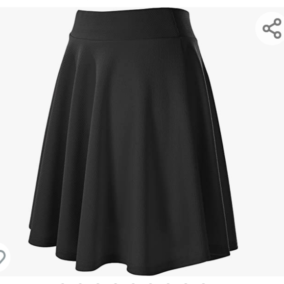 🌟3 for $25- Black Circle Skirt - Picture 2 of 10